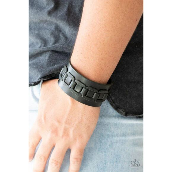 Don't Tread on Me Black Bracelet - Picture 1 of 2